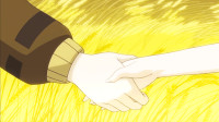 holding_hands-horo-kraft_lawrence.gif