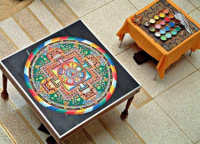 49042285_Mandala_creating_copy1.gif