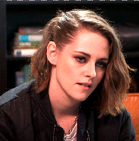 Kristen-Stewart-cross-eyed.gif