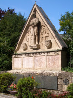 Hötting-WWI-memorial-6859.jpg