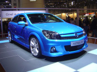 opel_astra_opc_012.jpg