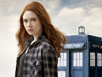 karen_gillan_02_800.jpg