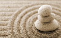 Creative_Wallpaper_The_stones_on_the_sand_015970_.jpg