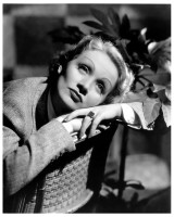 Marlene_Dietrich0205r.jpg