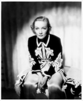 Marlene_Dietrich0212r.jpg