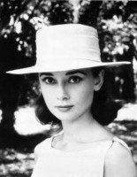 cb_audrey_hepburn_0083.jpg