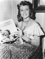 cb_rita_hayworth_0149.jpg