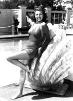 cb_rita_hayworth_0220.jpg