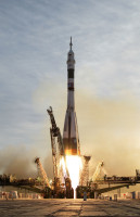 Soyuz_TMA-5_launch.jpg