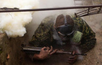 gas-mask-crawl_1507880i.jpg