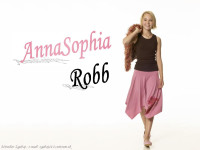 Anna-Sophia-Robb-1024x768-46kb-media-1928-media-134385-1206030904.jpg