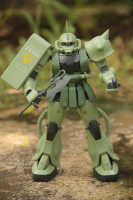 zaku2.jpg