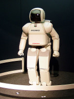 450px-HONDA_ASIMO.jpg