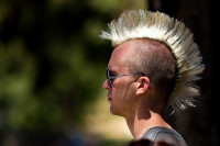 Fanned-Mohawk-men-haircuts.jpg