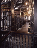 chethams_library_interior-734003.jpg