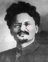 600full-leon-trotsky.jpg