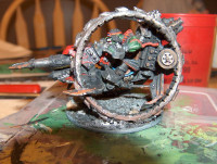 55791_md-Conversion, Doomwheel, Orks, Warbike, Wazdakka Gutsmek.jpg