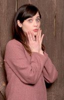 Zooey_Deschanel_025.jpg