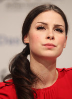 46480_KUGELSCHREIBER_Lena_Meyer_Landrut_photocall_for_Unser_Song_fuer_Deutschland9_122_437lo.jpg