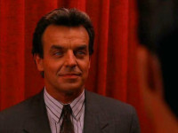 twin-peaks-bob2_480x360.jpg