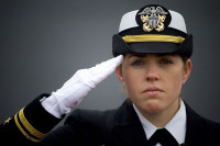 800px-Female_officer_saluting.jpg