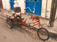 800px-Hand-made_Bike_in_the_Matanzas_City.jpg