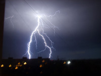 lightning-2.jpg