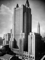 eisenstaedt-alfred-exterior-of-waldorf-astoria-hotel.jpg