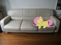 sleeping_fluttershy_by_skiddlezizkewl-d4ool24.jpg