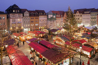 800px-ChristmasMarketJena.jpg