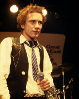 sex-pistols-johnny-rotten.jpg