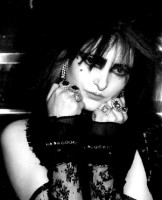 Siouxsie+1982.jpg