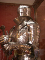 gothic_armor_top_h400.jpg