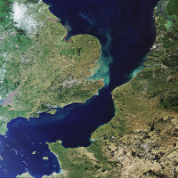 Strait_of_Dover__Pas_de_Calais.jpg