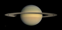 Saturn_during_Equinox.jpg