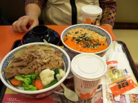 Lunch_at_Yoshinoya_HK_by_Kansir.jpg