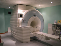 fmri_machine_scanner.jpg