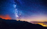 milky_way_mountains-wide.jpg