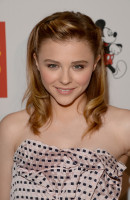 1399325251957_chloe_moretz_glsen_respect_awards_03.jpg