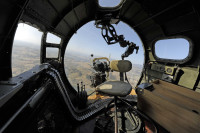 b-17-bomber-flying-fortress.jpg