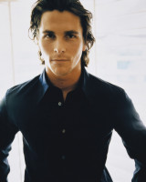 009-men-christian-bale-american-psycho-www.starwik.jpg