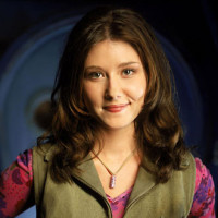 Jewel-Staite.jpg