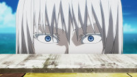 jormungand-04-koko-eyes-head-peaking-stealth.jpg