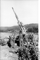 Bundesarchiv_Bild_101I-301-1957-20,_Nordfrankreich.jpg