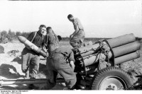 Bundesarchiv_Bild_101I-696-0450-23,_Russland,_Bela.jpg