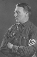 Adolf_Hitler_Portraet.jpg