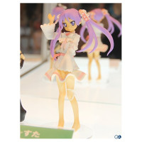 lucky-star-ex-figures-gothic-garden-kagami.jpg