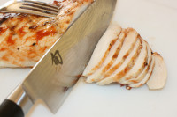 8.-Slice-grilled-chicken-into-thin-slices..jpg