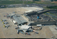 Cologne-Bonn-(-Konrad-Adenauer-Wahn)-(CGN-EDDK)_Ge.jpg