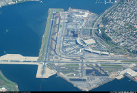 New-York-La-Guardia-(LGA-KLGA)_May-6,-2007.jpg